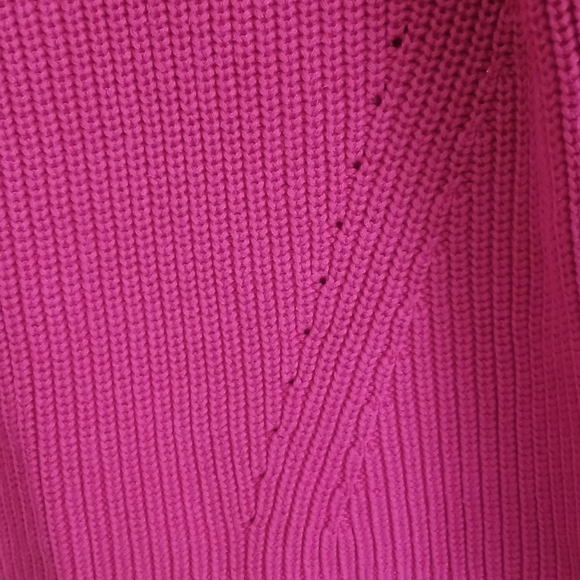 Lands' End sweater. - Picture 3 of 3